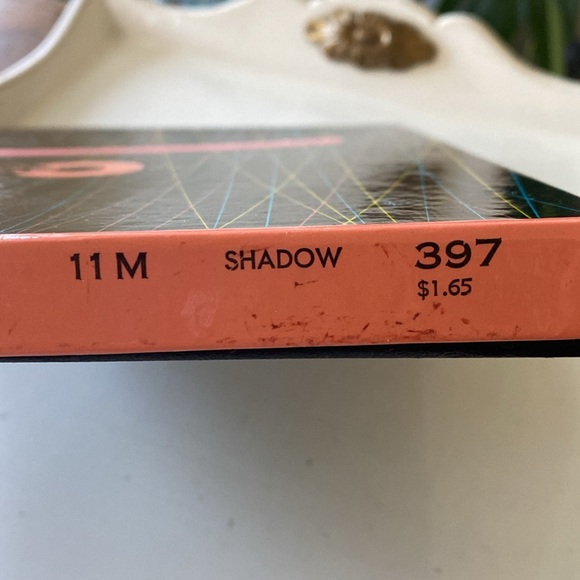 Vintage Bur-Mil Cameo Sheer Textured Thigh High Stocking’s Hosiery - Picture 8 of 13